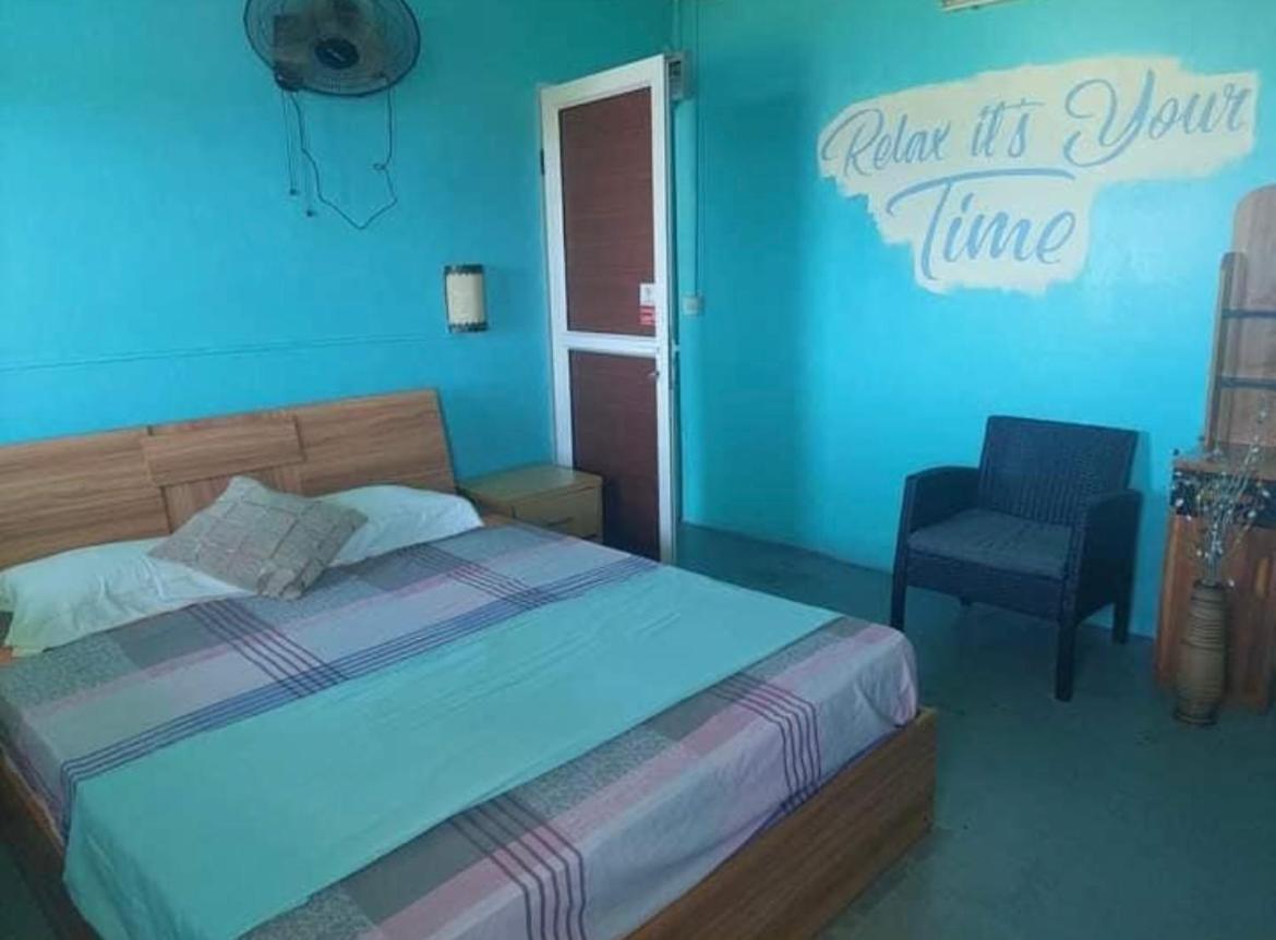 Tilapasse Resto & Guest House Port South East Exterior foto
